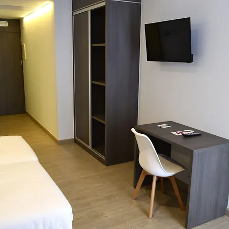 Hotel Alda Estación *