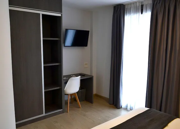 Hotel Alda Estacion *