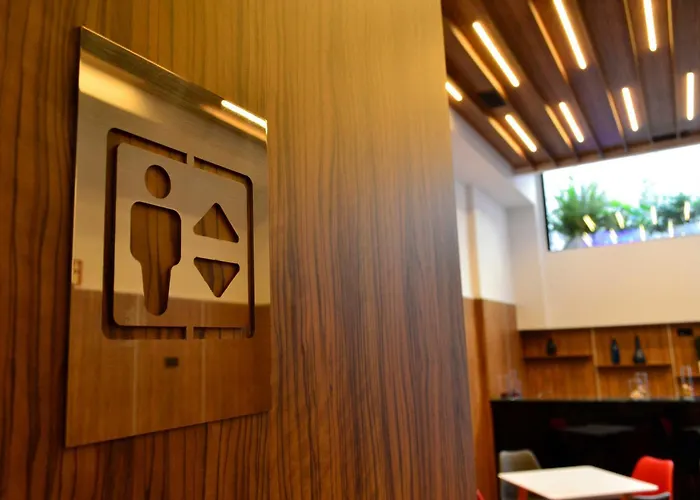 Отель Alda Estacion Оренсе