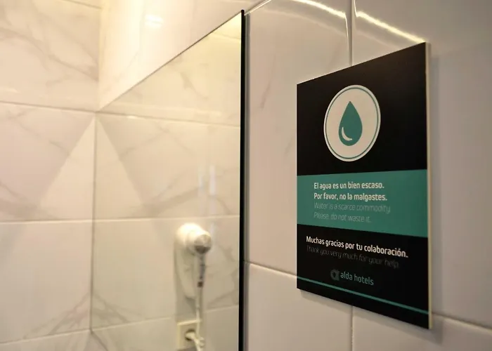 Alda Estacion Отель *